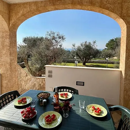 Villetta Roberto 1 Ferienhaus Salve